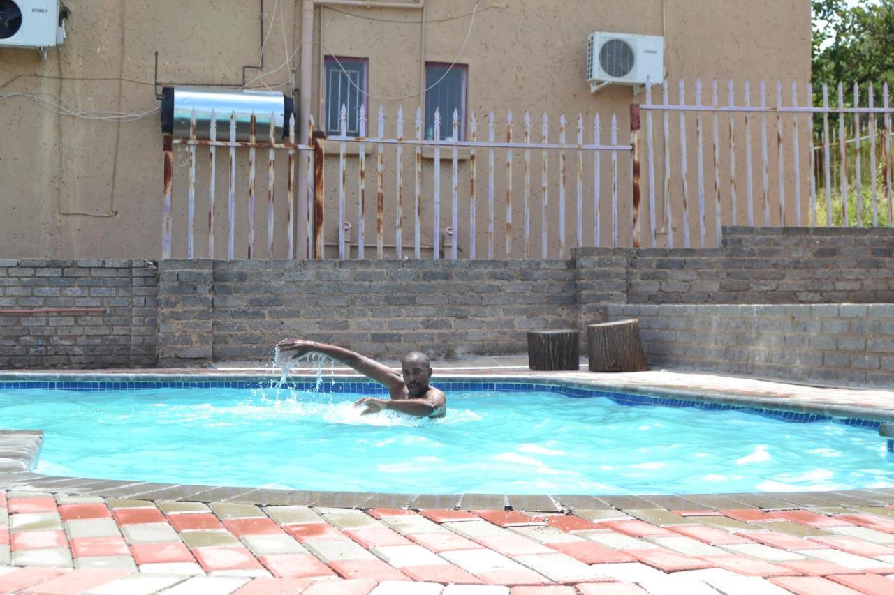 Kamogelo Guest House Pilanesberg Dış mekan fotoğraf