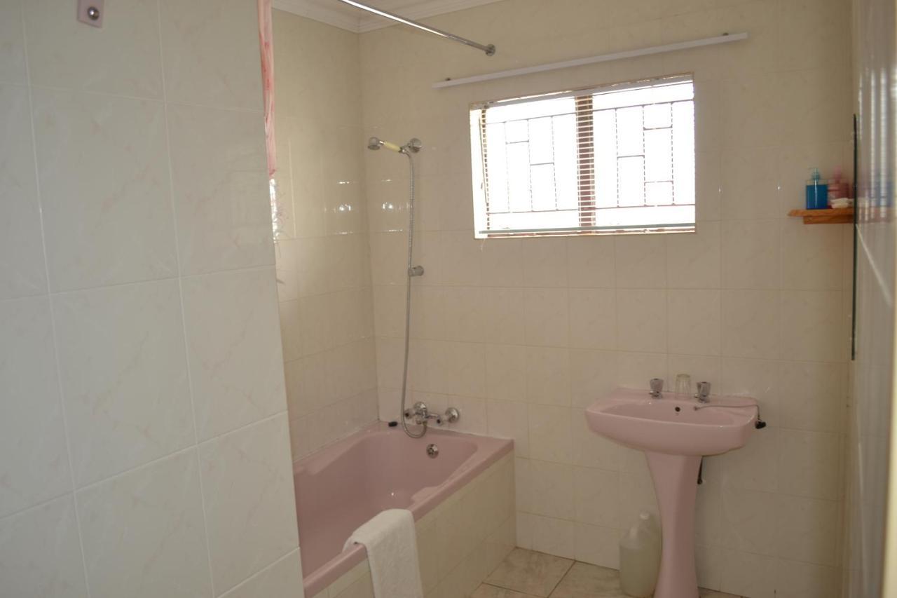 Kamogelo Guest House Pilanesberg Dış mekan fotoğraf